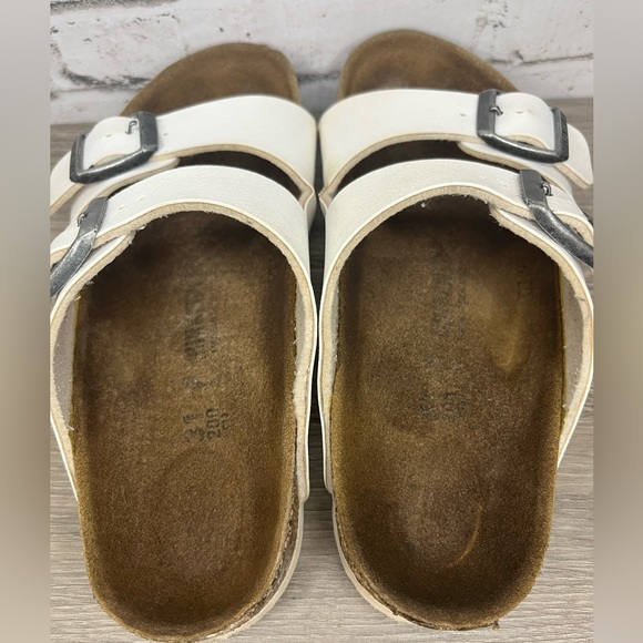 Youth Birkenstock White Arizonas - Size 13 (31) - Picture 2 of 5